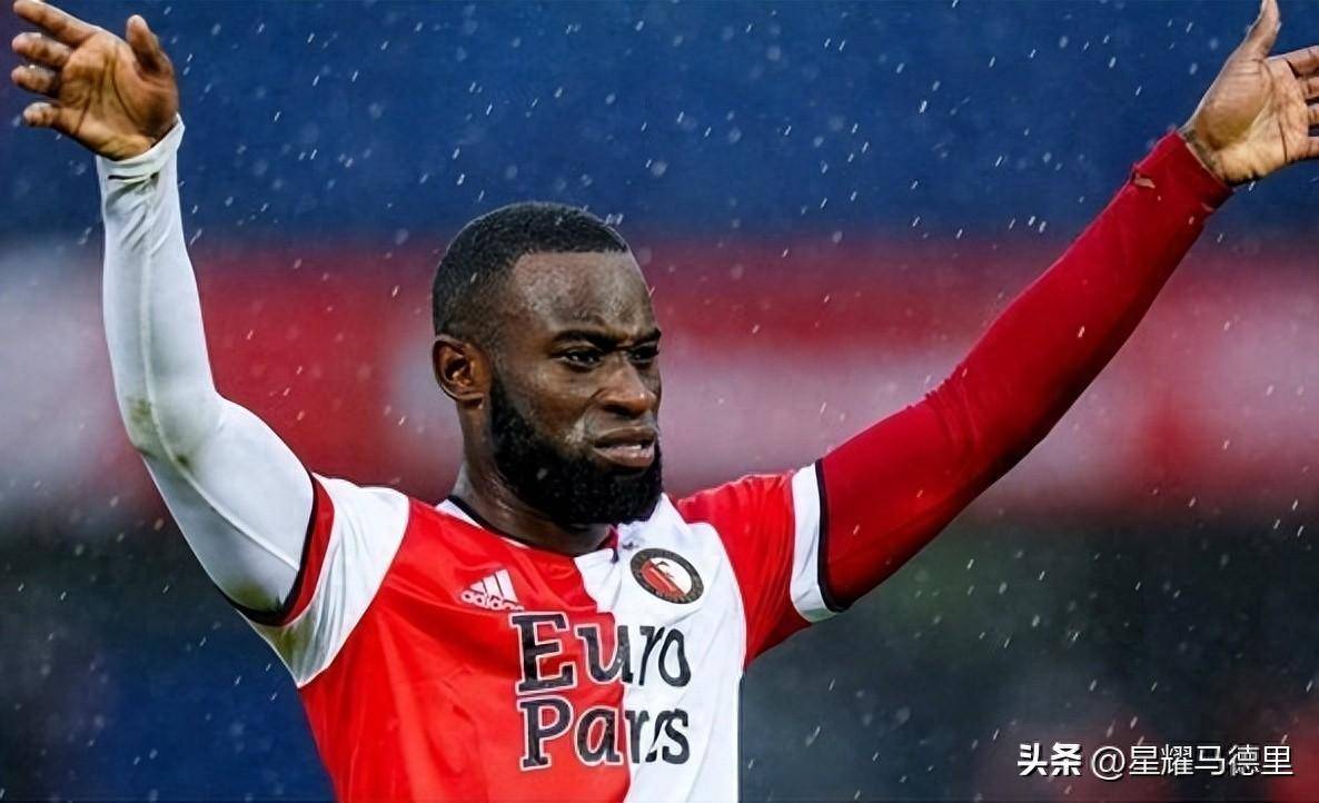 包含从费耶诺德今夜扳平良机到印第安纳步行者集结日官宣签约，今晚瓦伦西亚备战NBA季后赛的词条