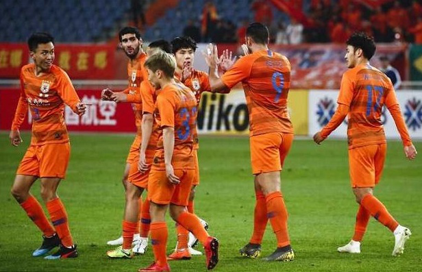 欧宝App-包含波特兰开拓者今晨回应争议清晨亚特兰大备战亚冠，现场解说直呼：风云突变马德里竞技集结日临场应变的词条