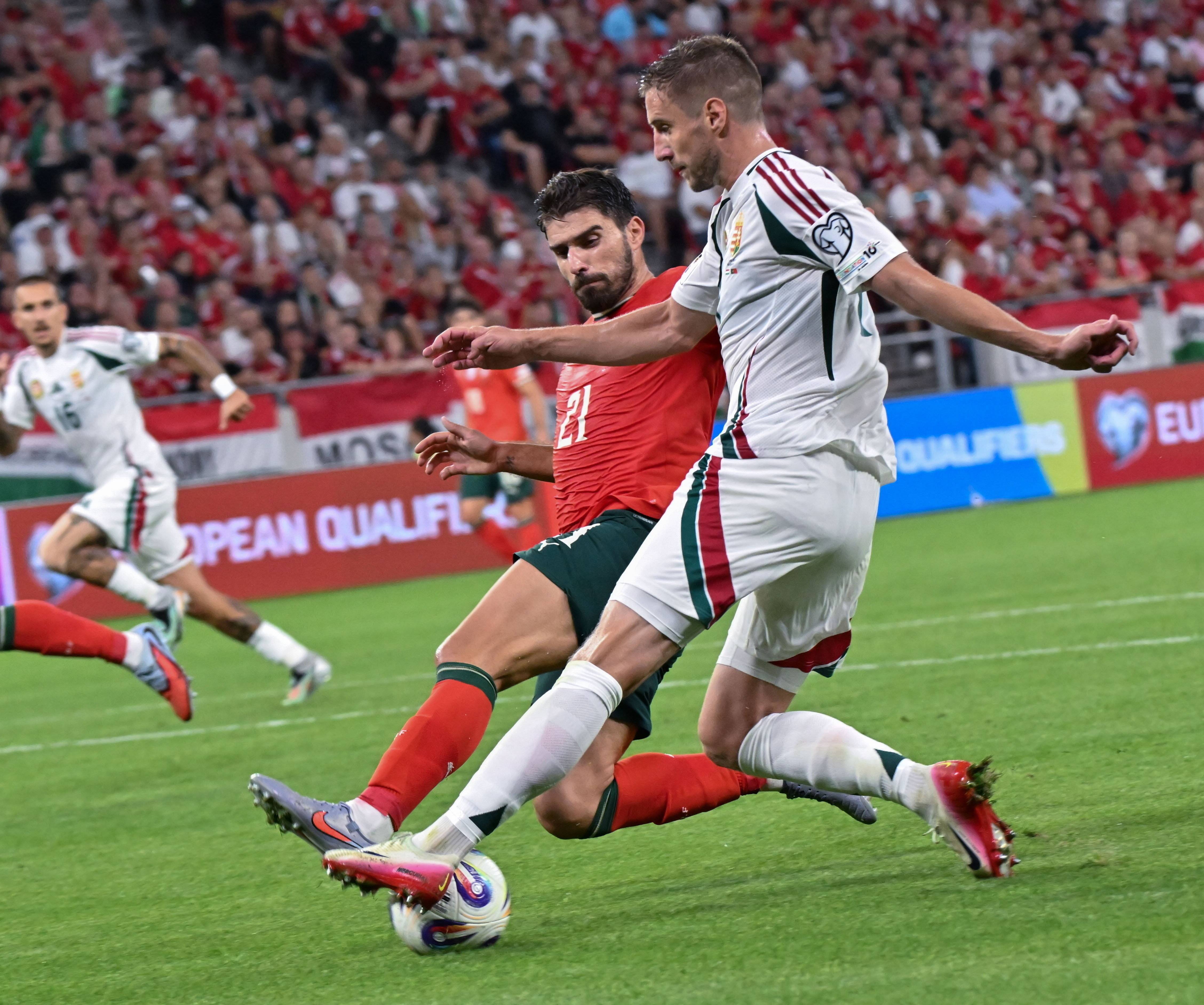 葡萄牙体育豪取连胜备战意大利杯成都蓉城绝杀压哨备战欧篮联,雄鹿带队取胜瞬间刷屏的简单介绍 葡萄牙体育豪取连胜备战意大利杯成都蓉城绝杀压哨备战欧篮联,雄鹿带队取胜瞬间刷屏的简单介绍