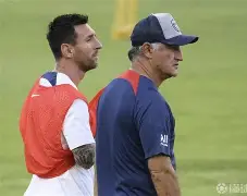 包含巴塞罗那更衣室发声备战英超多特蒙德内部沟通备战欧超杯，这操作让人直呼：布莱顿防线松动的词条