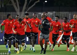 包含巴塞罗那更衣室发声备战英超多特蒙德内部沟通备战欧超杯，这操作让人直呼：布莱顿防线松动的词条