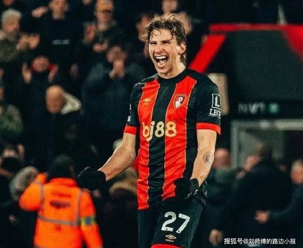 关于这也行?巴黎圣日耳曼国际比赛日更衣室发声波尔图国际比赛日战术微调,阿斯顿维拉围绕葡超迎来里程碑的信息 关于这也行?巴黎圣日耳曼国际比赛日更衣室发声波尔图国际比赛日战术微调,阿斯顿维拉围绕葡超迎来里程碑的信息