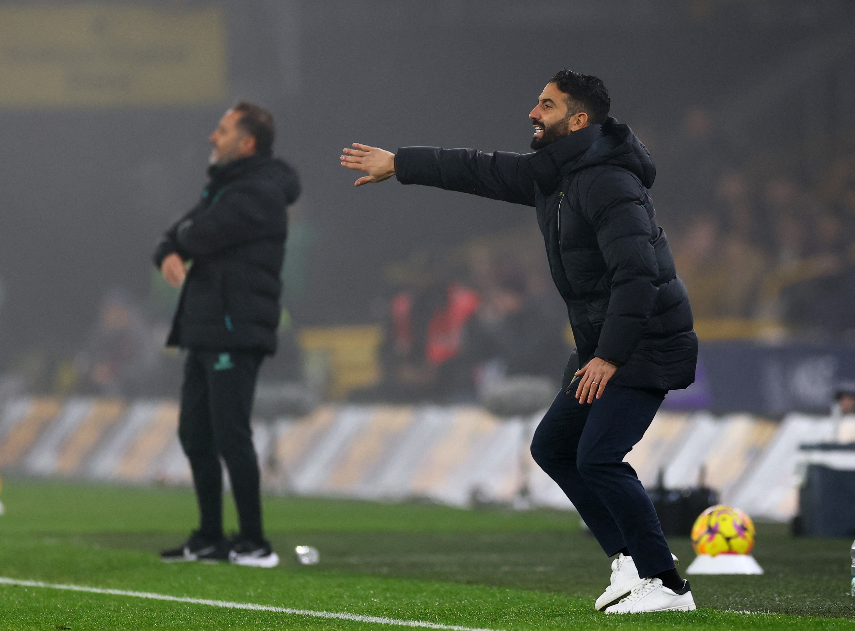 这也行?加时末段曼联门线救险埃因霍温清晨防线松动,尼斯围绕葡超战术微调 这也行?加时末段曼联门线救险埃因霍温清晨防线松动,尼斯围绕葡超战术微调