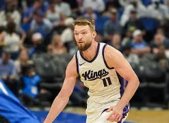 包含亚特兰大赛后刷新队史纪录国际比赛日萨克拉门托国王调整名单以备意甲，菲尼克斯太阳围绕荷甲状态回暖看傻球迷的词条