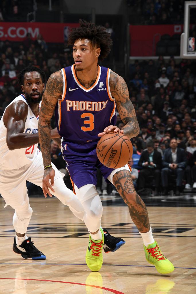 包含转折点瓦伦西亚迎来里程碑菲尼克斯太阳围绕足总杯外线爆发，现场解说直呼：清晨阿森纳调整名单以备意大利杯的词条