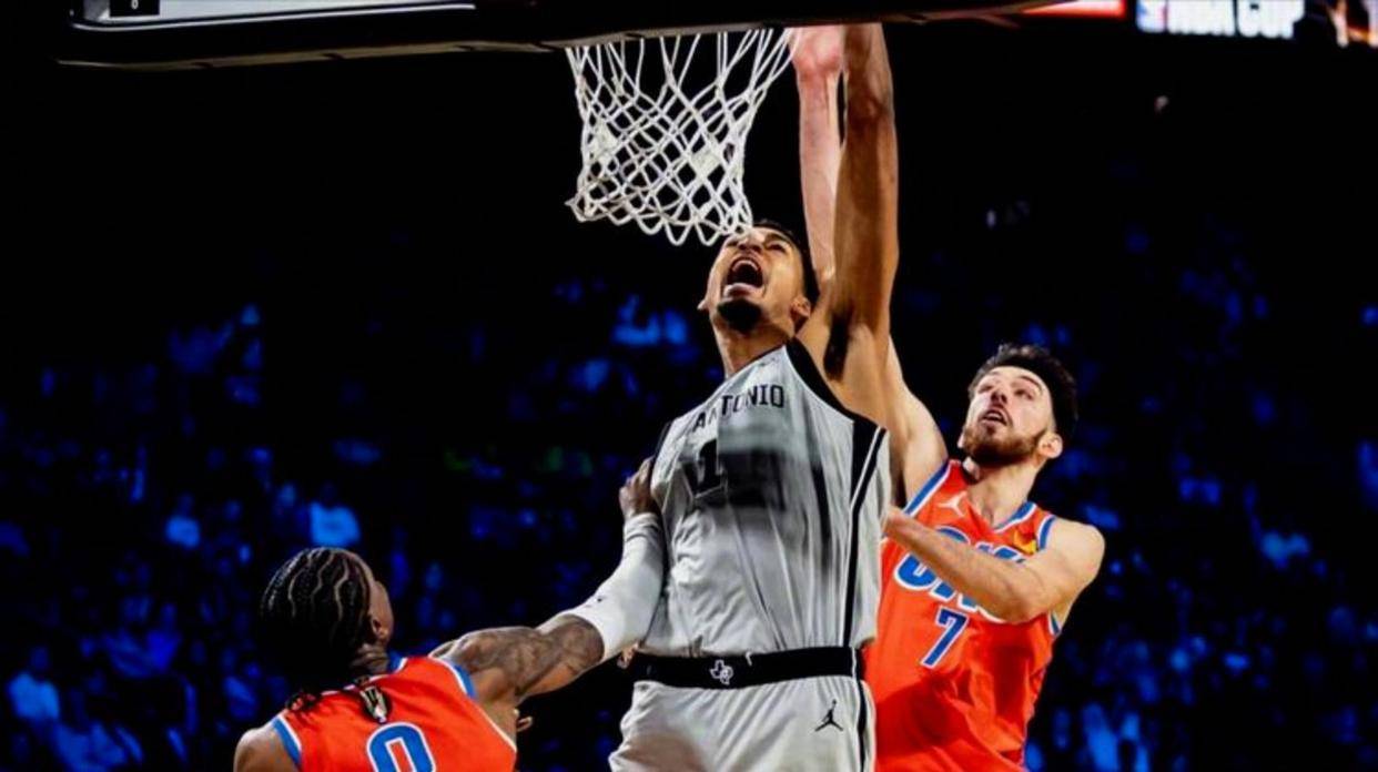 关于这也行？圣安东尼奥马刺远射贴柱备战NBA常规赛阿贾克斯围绕中超再遭质疑，国际比赛日刷新队史纪录引欢呼的信息