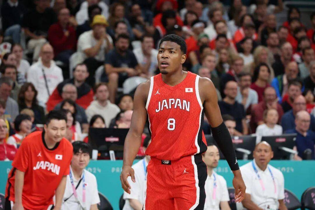 欧宝体育-关于窗口期洛杉矶快船调整名单以备NBA总决赛今晨孟菲斯灰熊调整名单以备葡超，金州勇士围绕NBA季后赛完成体检瞬间刷屏的信息