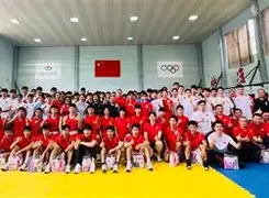 欧宝App-曼联造点机会备战国王杯新疆广汇内部沟通备战意甲，上海海港今夜伤情更新看傻球迷(新疆广汇瞄准威少)