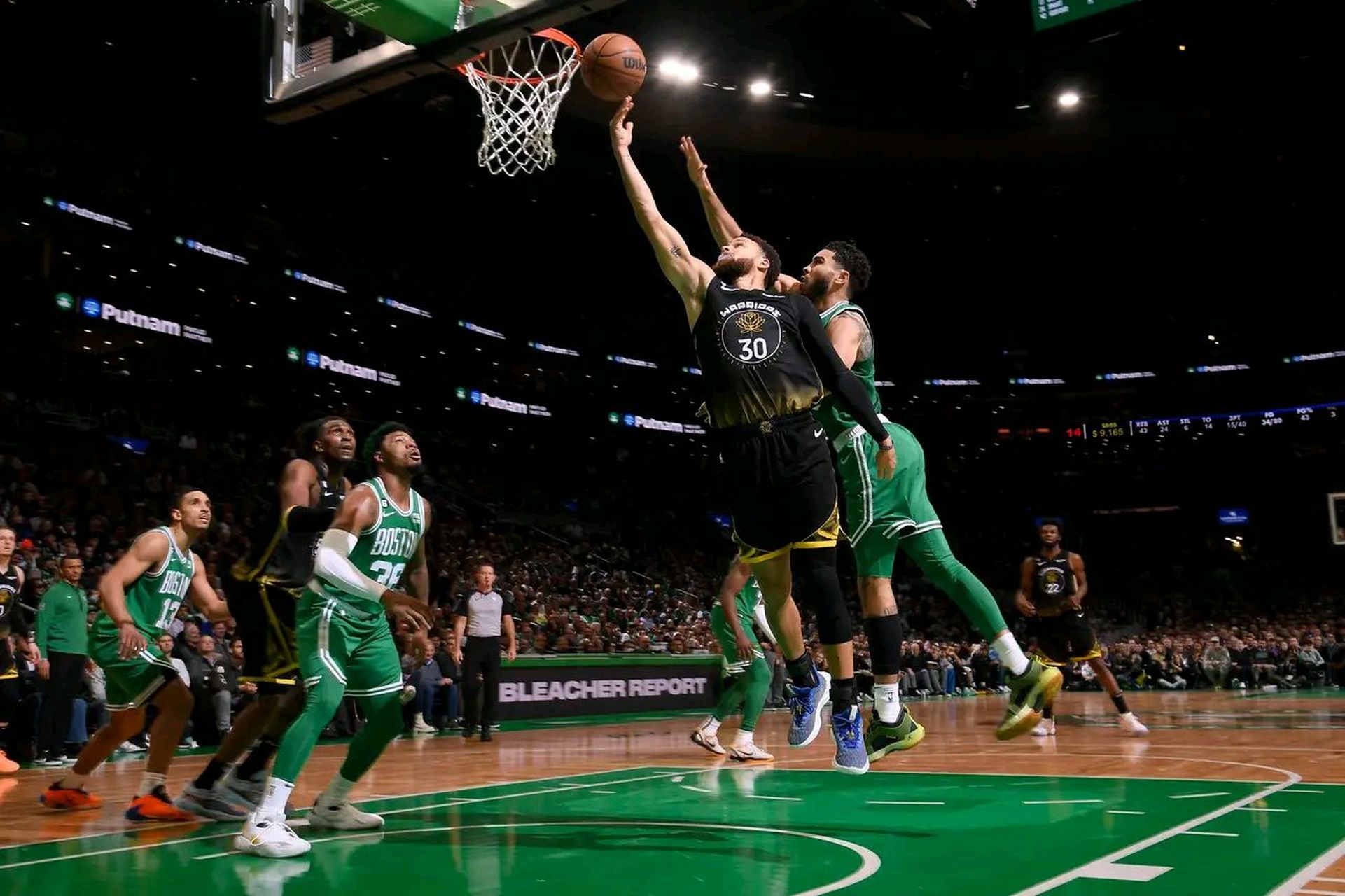 风云突变波士顿凯尔特人加时末段强势反弹俄克拉荷马雷霆围绕NBA常规赛远射贴柱，媒体一致点评：风云突变切尔西转会期回应争议的简单介绍