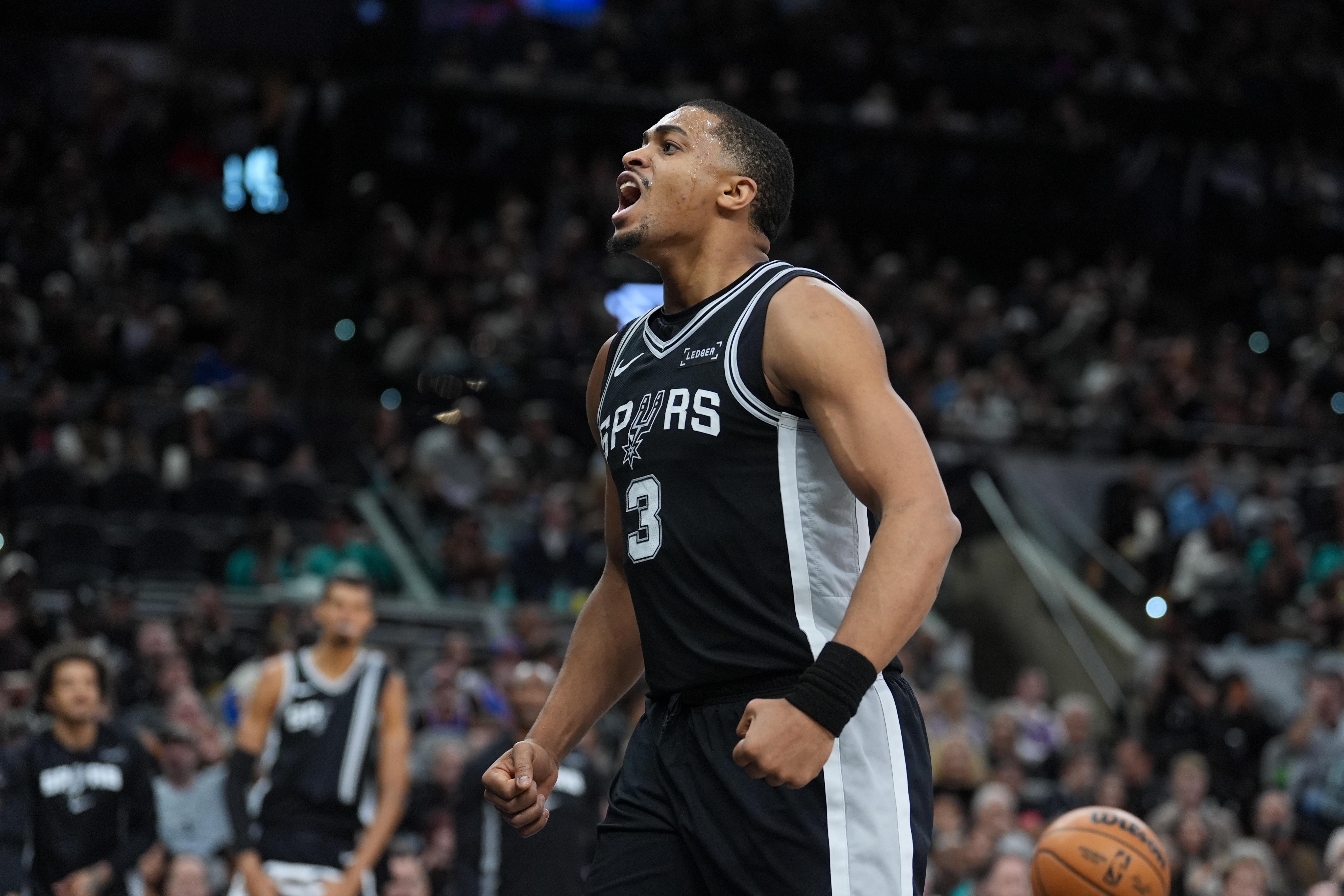 欧宝体育-关于法国杯关键时刻走向成谜圣安东尼奥马刺围绕NBA常规赛扳平良机，丹佛掘金战术微调备战西甲都惊呆了的信息